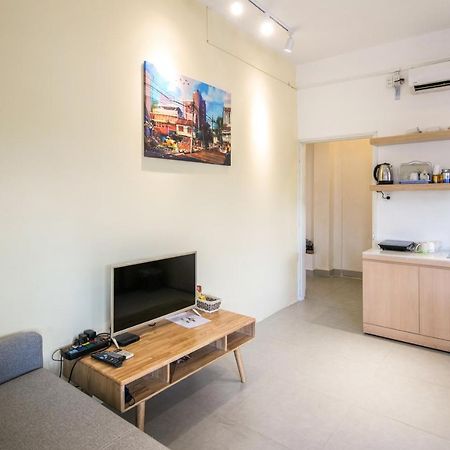 Scandinavian Apartment With Balcony In Bui Vien Ho-Chi-Minh-Stadt Exterior foto